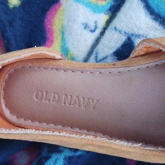Old Navy NWOT Toddler's Ankle Wrap Mustard Color Sandals - Picture 5 of 6